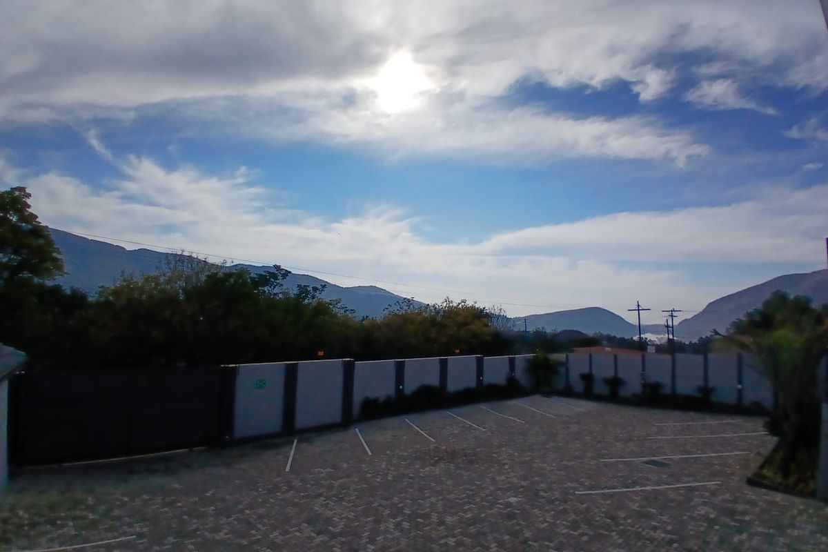 Luxury Guesthouse for Sale - Photo 5