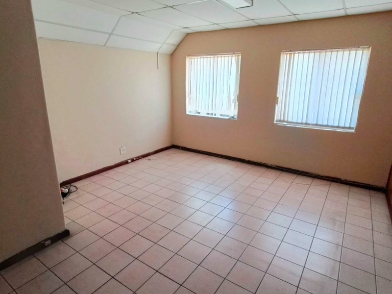 411m2 Warehouse Space to Let in Montague Gardens - Photo 6