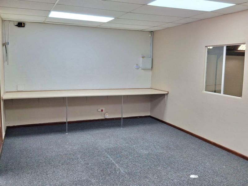 411m2 Warehouse Space to Let in Montague Gardens - Photo 7