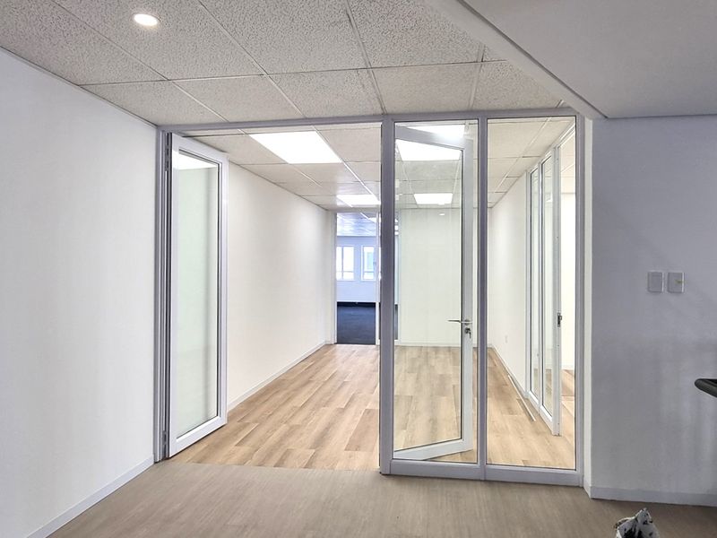 Office space to let in Wedgewood Office Park - Photo 3