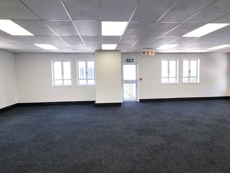 Office space to let in Wedgewood Office Park - Photo 8