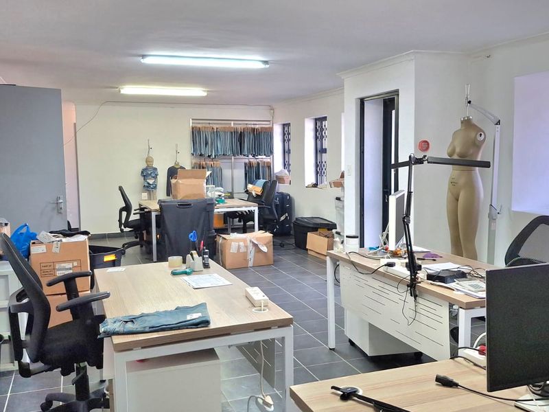 471m2 Warehouse To let in Atlas Gardens Milnerton - Photo 3