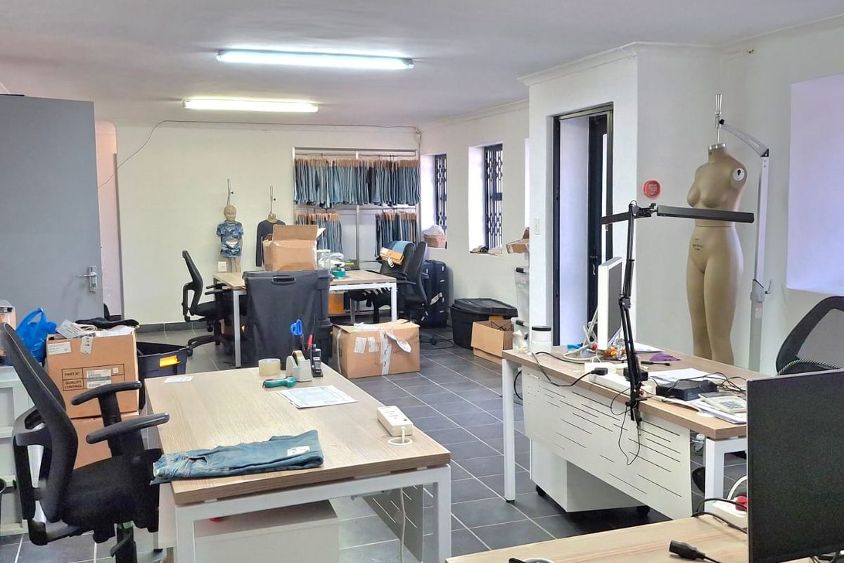 471m2 Warehouse To let in Atlas Gardens Milnerton - Photo 3