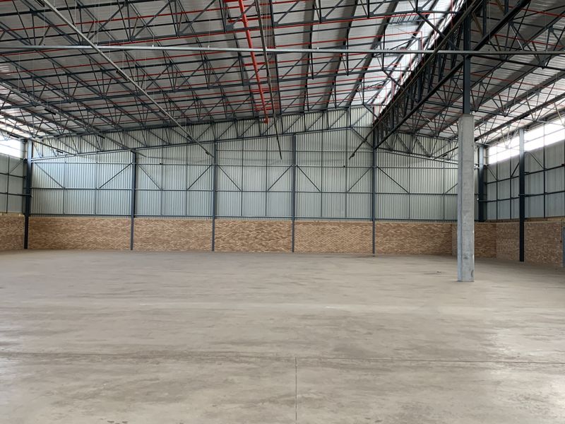 Warehouse to let in Airport Park - Photo 3