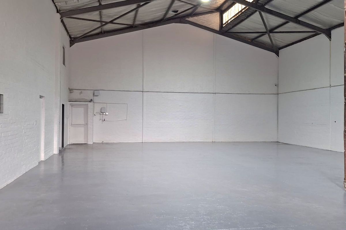 369m2 Warehouse Space to Let n Montague Gardens with High Visibility - Photo 4