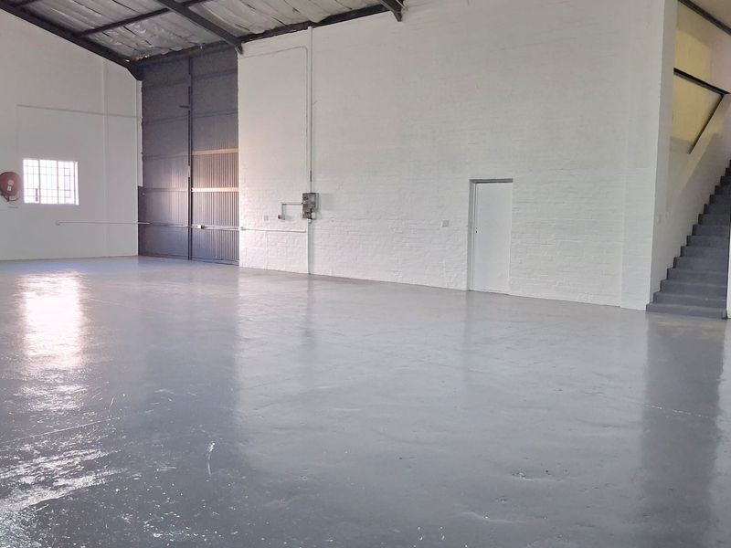 369m2 Warehouse Space to Let n Montague Gardens with High Visibility - Photo 5