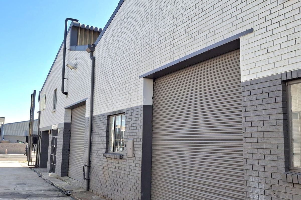369m2 Warehouse Space to Let n Montague Gardens with High Visibility - Photo 2