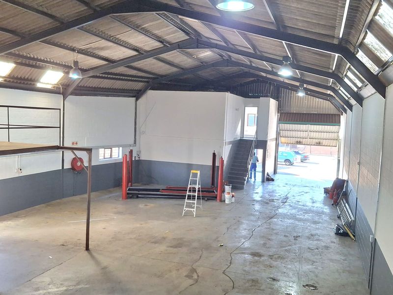 350m2 Warehouse Space to Let in Montague Gardens - Photo 10