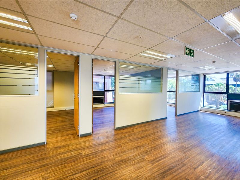 216m2 Office to Let in Constantia Office Park - Photo 8