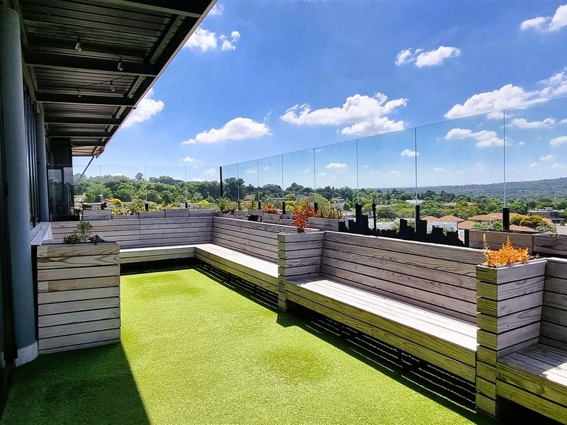Roof Top Office space For Sale in the SOLEIL building Lyme Park - Photo 8