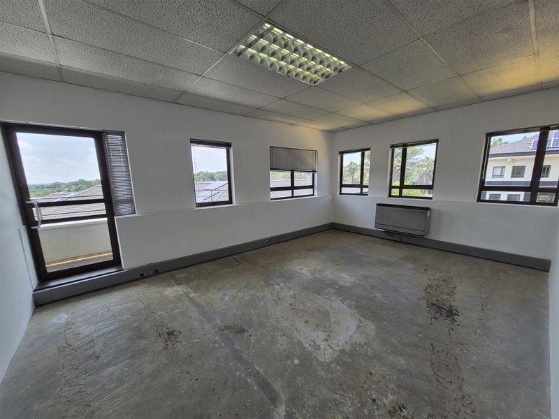 321.34m2 Office to let in Hyde Park - Johannesburg - Photo 9