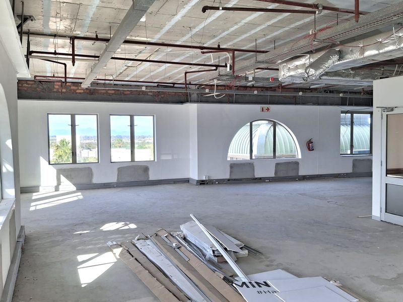 147m2 Office Space To Let in Canal Walk Century City - Photo 8