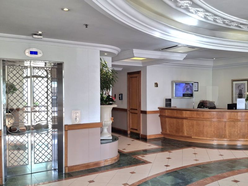 147m2 Office Space To Let in Canal Walk Century City - Photo 4