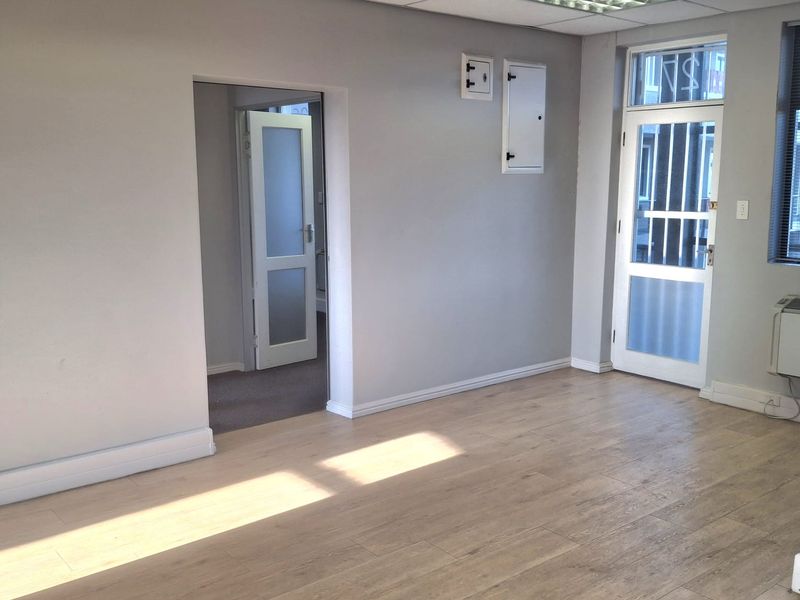 107m2 Office Space to Let in Millennium Business Park Century City - Photo 6