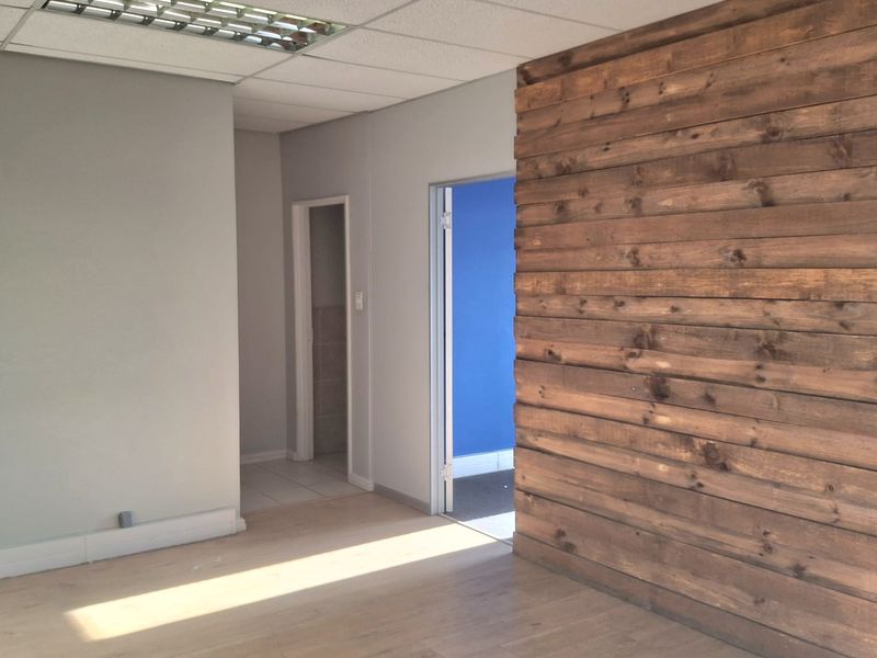107m2 Office Space to Let in Millennium Business Park Century City - Photo 4