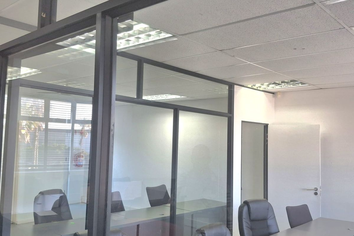 110m2 Office Space available at Millennium Business Parks Century City - Photo 5