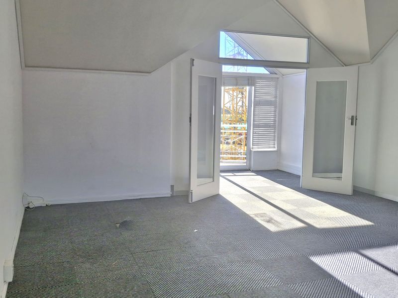 94m2 Loft Style Office Space to Let in Century Square Century City - Photo 5