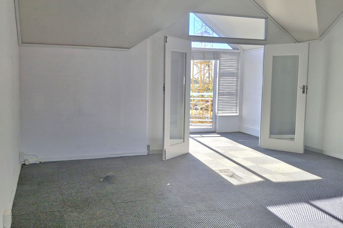 94m2 Loft Style Office Space to Let in Century Square Century City - Photo 5