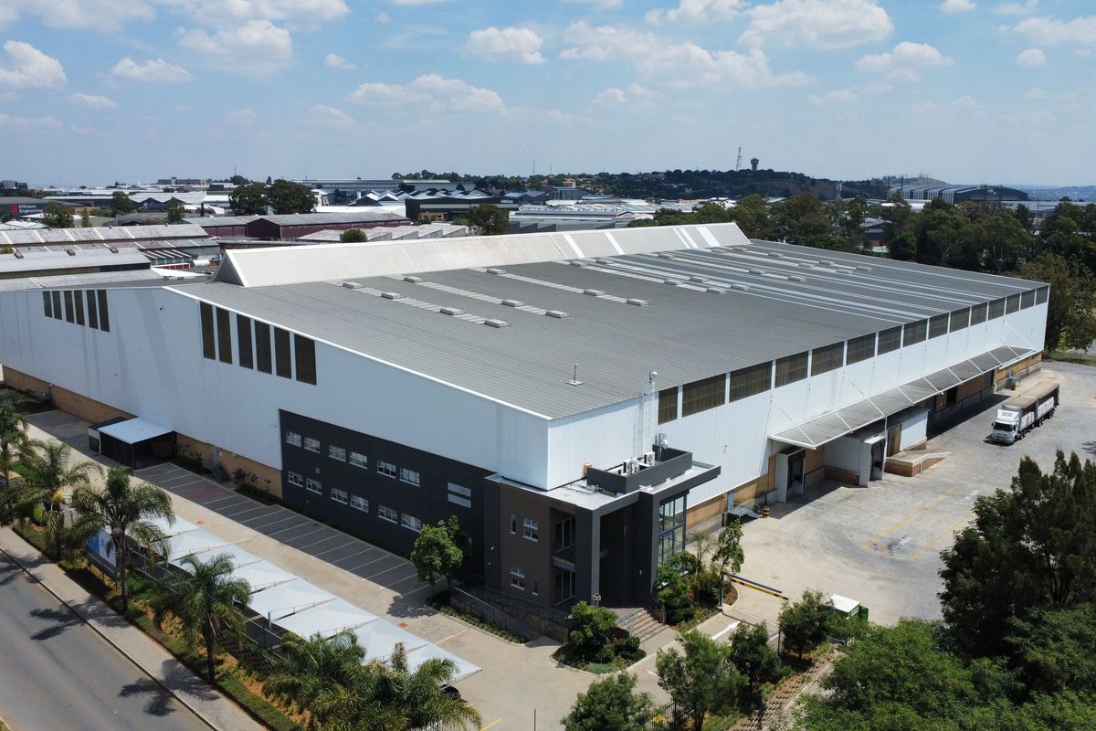 Warehouse to let in Tunney - Photo 4