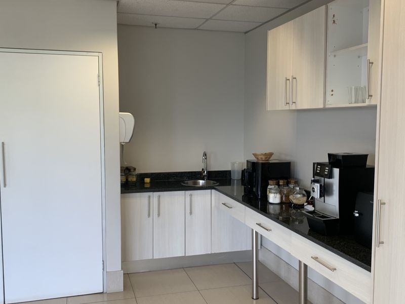 Warehouse to let in Tunney - Photo 8