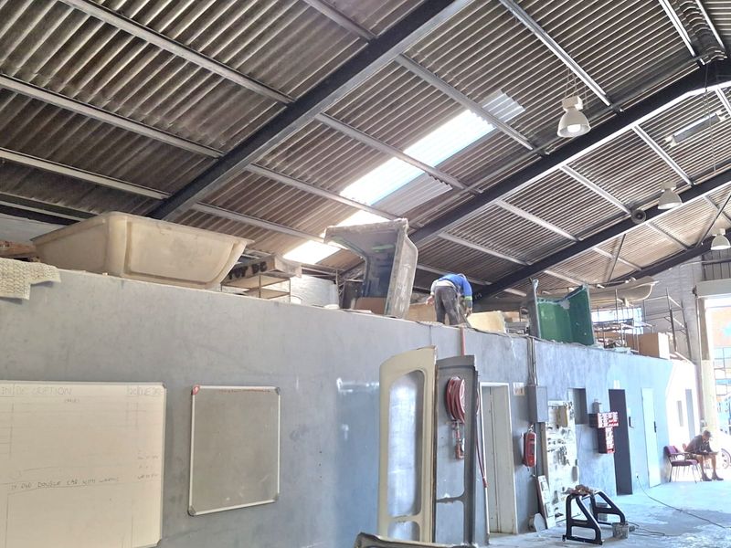 Sought-after 586m2 Warehouse to Let in Montague Gardens - Photo 9