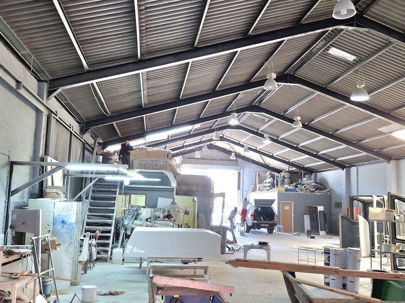 Sought-after 586m2 Warehouse to Let in Montague Gardens - Photo 6
