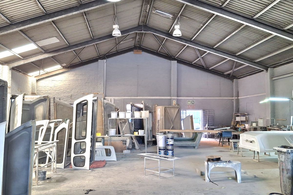 Sought-after 586m2 Warehouse to Let in Montague Gardens - Photo 5