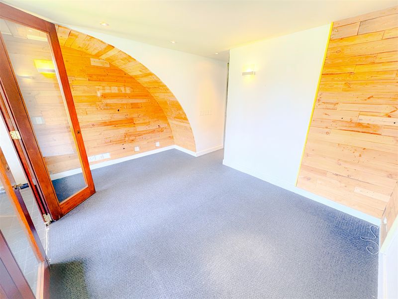 241m2 office space to let in Melrose Arch - Photo 9