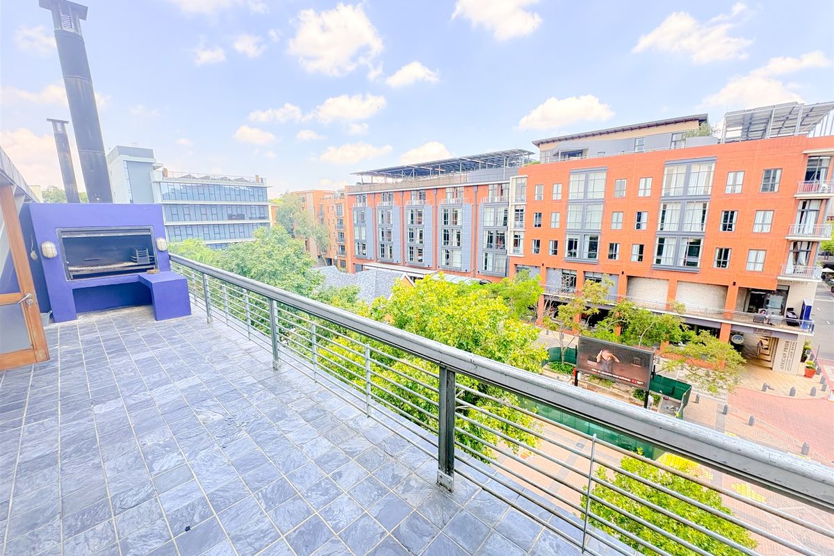 241m2 office space to let in Melrose Arch - Photo 4
