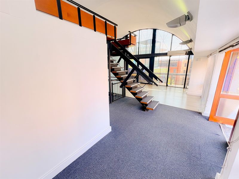 241m2 office space to let in Melrose Arch - Photo 3