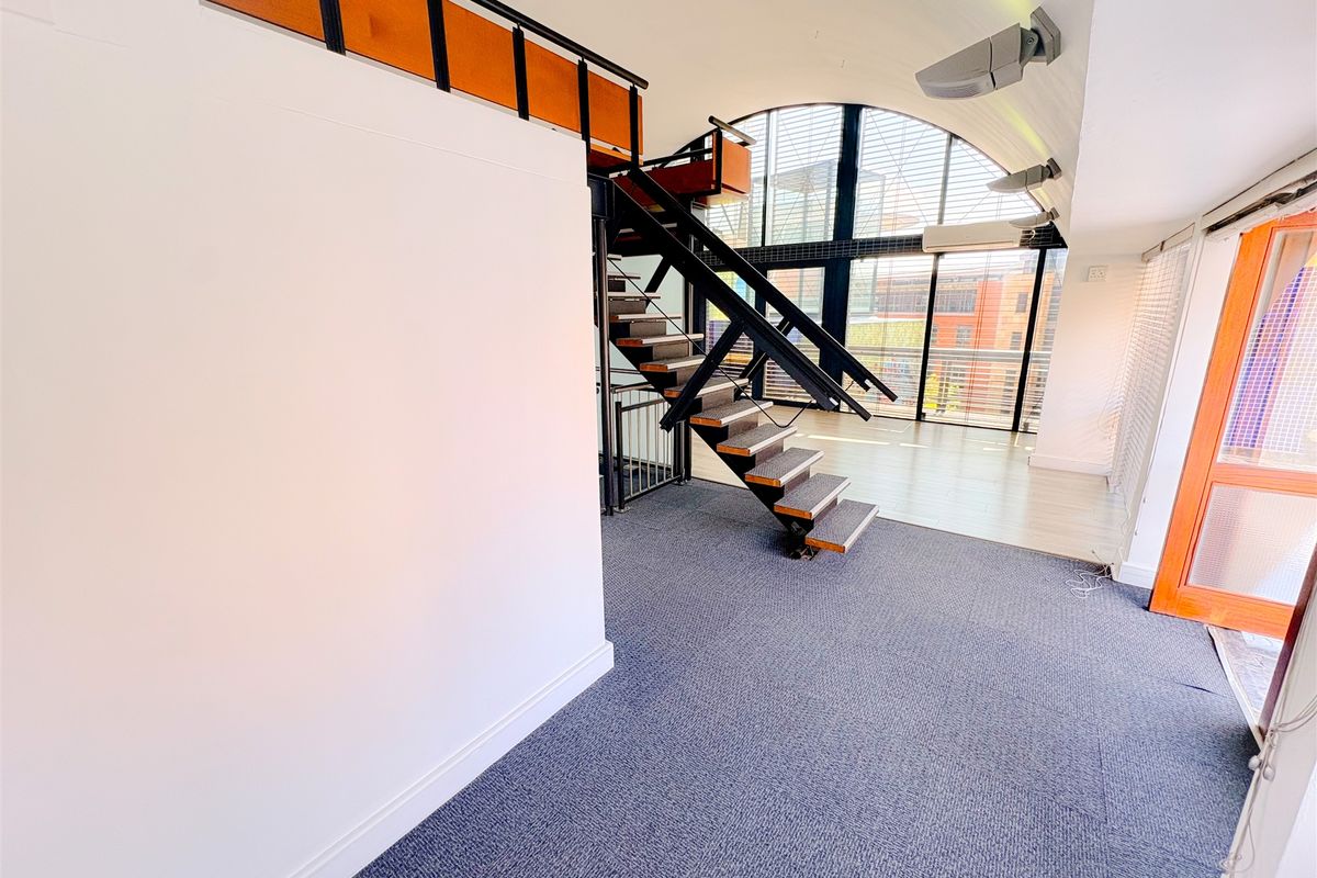 241m2 office space to let in Melrose Arch - Photo 3