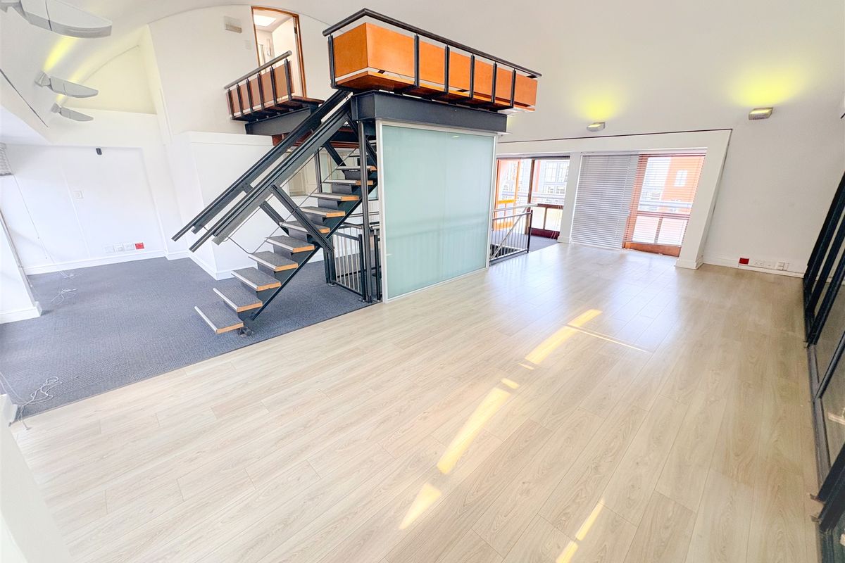 241m2 office space to let in Melrose Arch - Photo 2