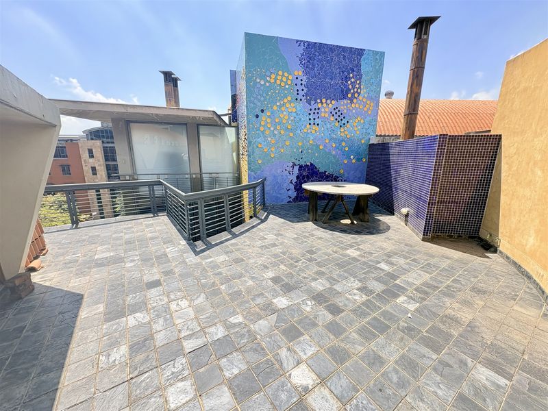 241m2 office space to let in Melrose Arch - Photo 5