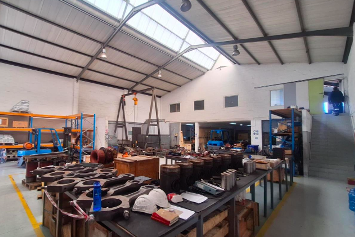 654m2 Warehouse to Let in Montague Gardens - Photo 5