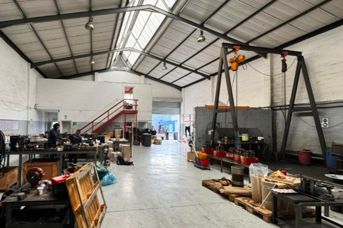 654m2 Warehouse to Let in Montague Gardens - Photo 2