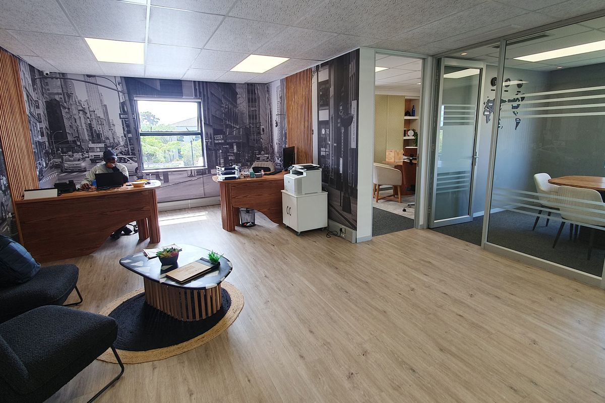 A GRADE OFFICE | TO LET | GREENFORD OFFICE ESTATE - Photo 3