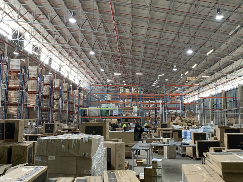 Industrial facility to let in Linbro Park - Photo 3