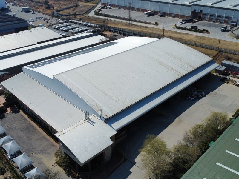 Industrial facility to let in Linbro Park - Photo 5