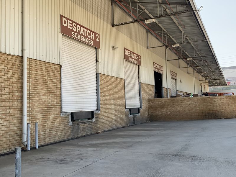 Industrial facility to let in Linbro Park - Photo 2