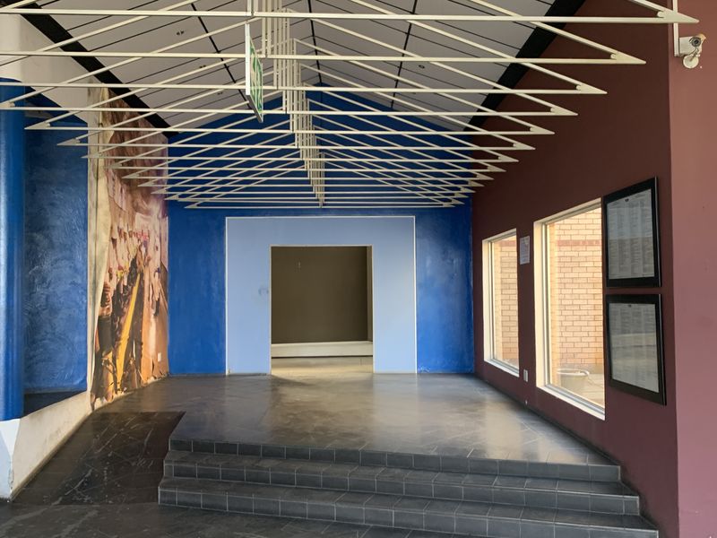 Warehouse to let in Meadowdale - Photo 6