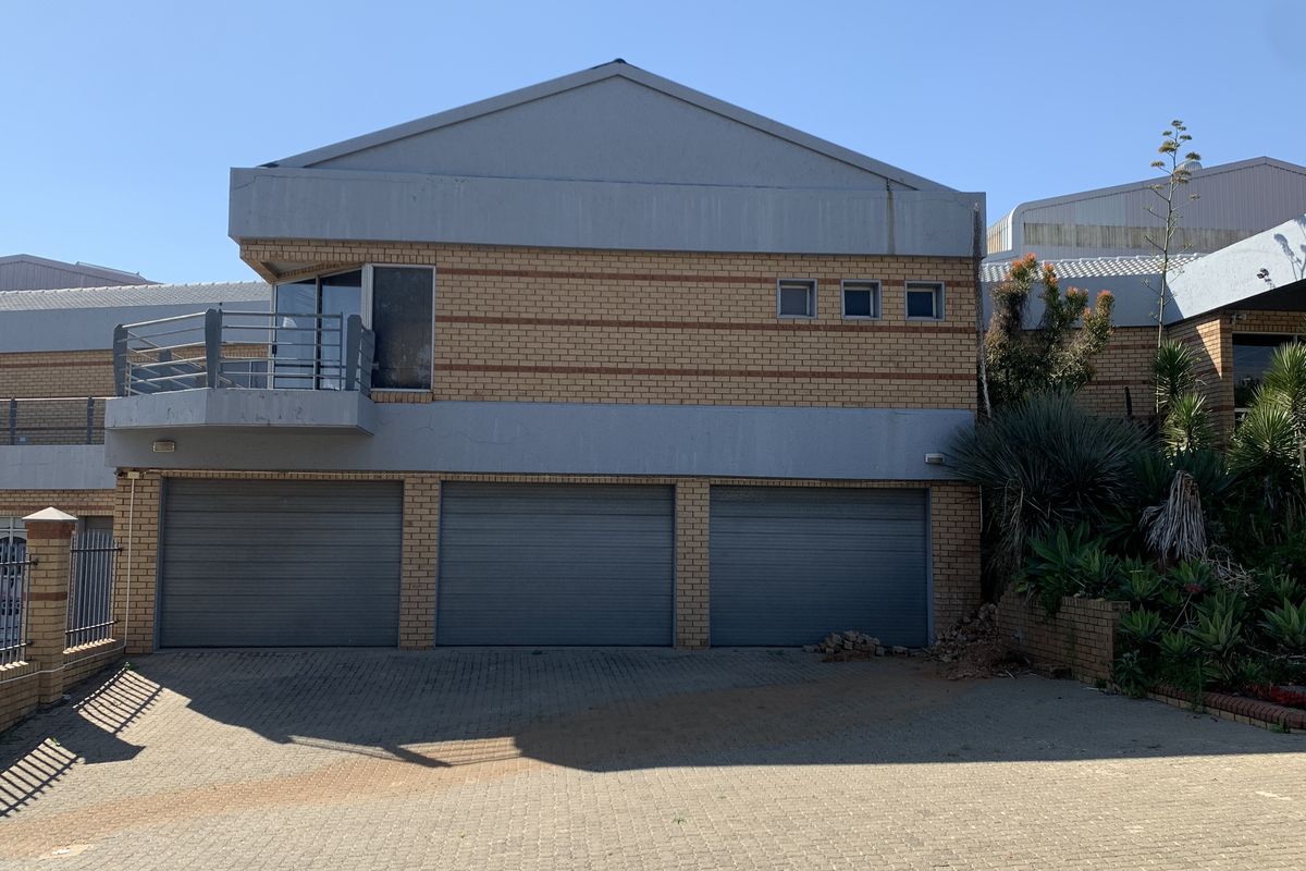 Warehouse to let in Meadowdale - Photo 2