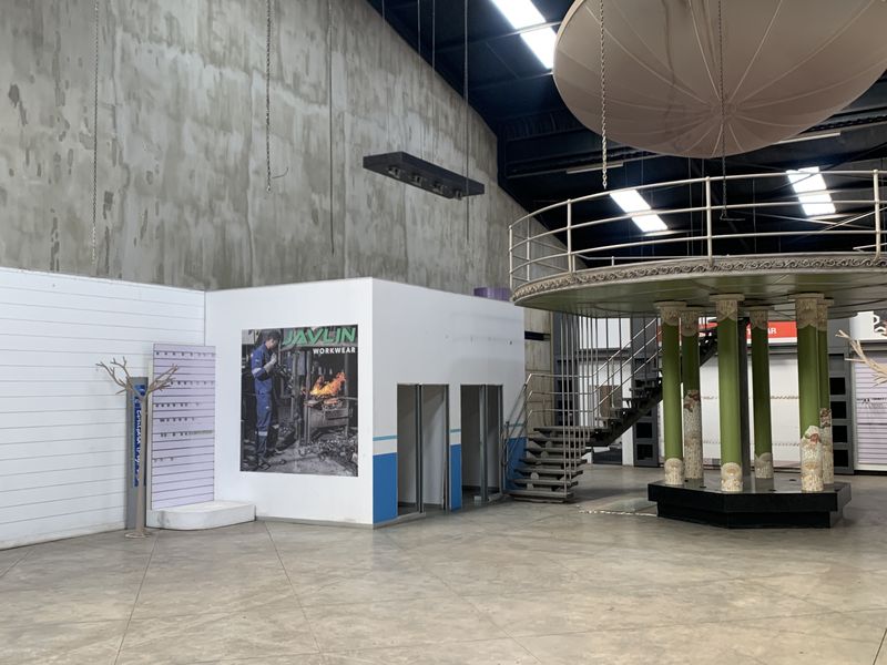 Warehouse to let in Meadowdale - Photo 9