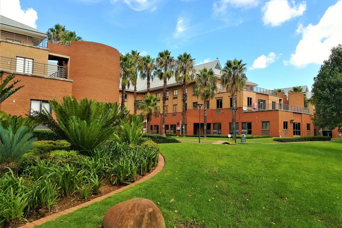 517m2 Office to Let in Constantia Office Park - Photo 5