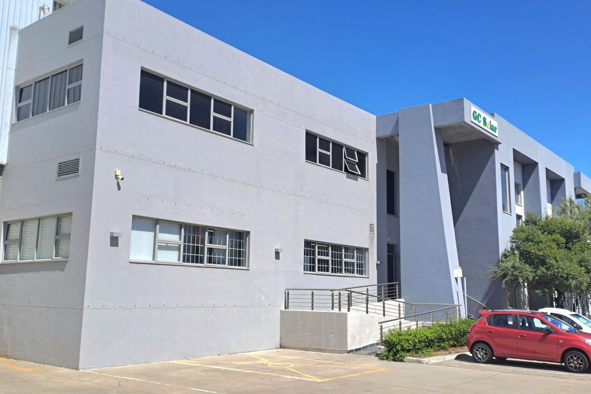 2823m2 Industrial Warehouse to Let in Montague Gardens - Photo 3