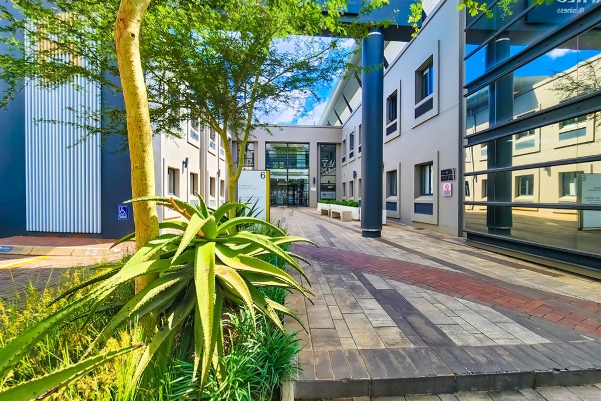 520m2 Office to Let in Clearwater Office Park - Photo 4