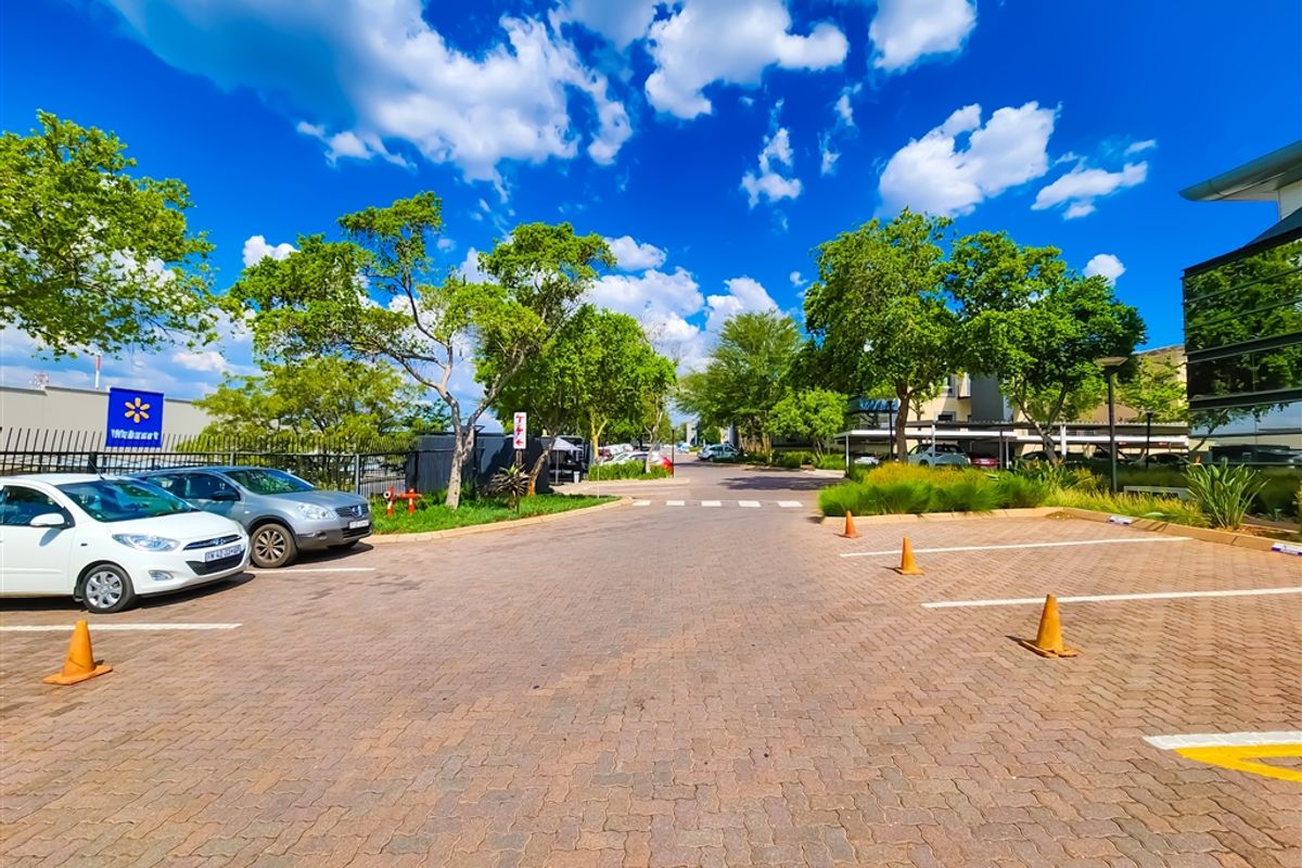 520m2 Office to Let in Clearwater Office Park - Photo 3