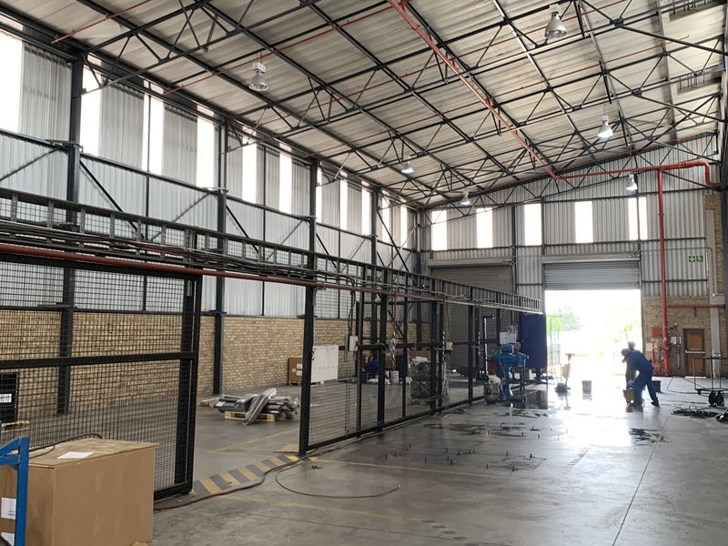 Warehouse to let in Linbro Park - Photo 8