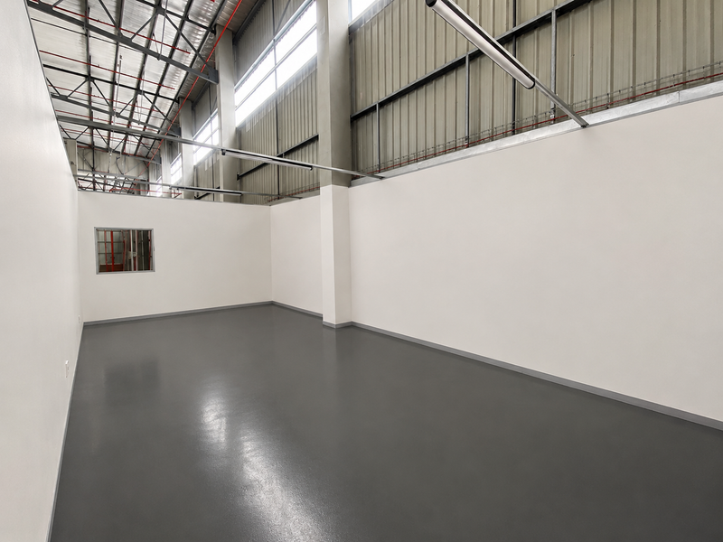 Industrial Warehouse to Let in Central Point, Samrand - Photo 8