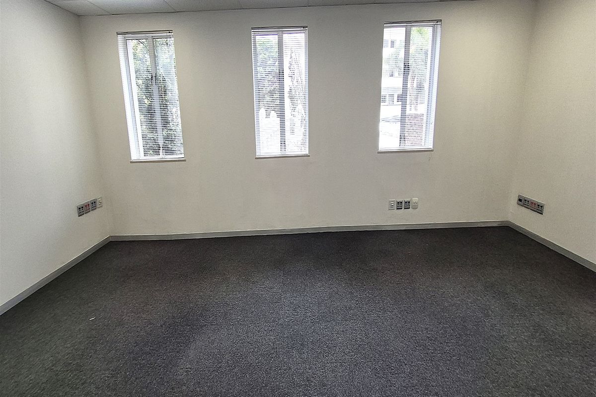 289m2 Offices to let in Illovo, Sandton - Photo 2