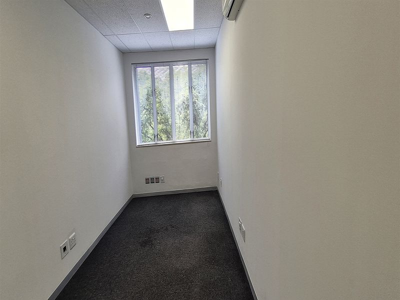 289m2 Offices to let in Illovo, Sandton - Photo 7